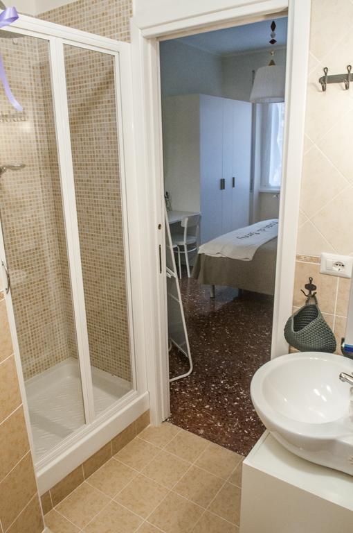 A Casa Di Benny Hotel Roma Ngoại thất bức ảnh