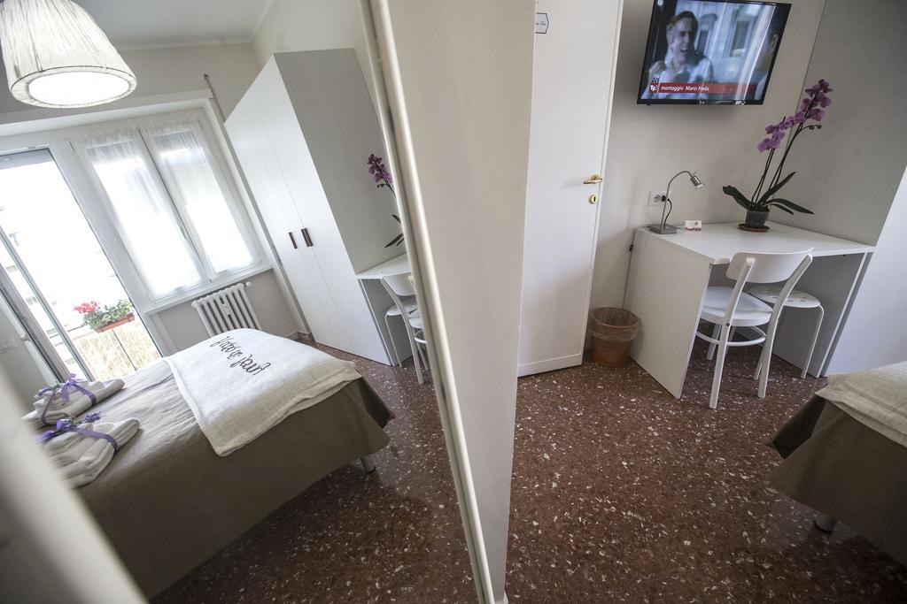 A Casa Di Benny Hotel Roma Ngoại thất bức ảnh