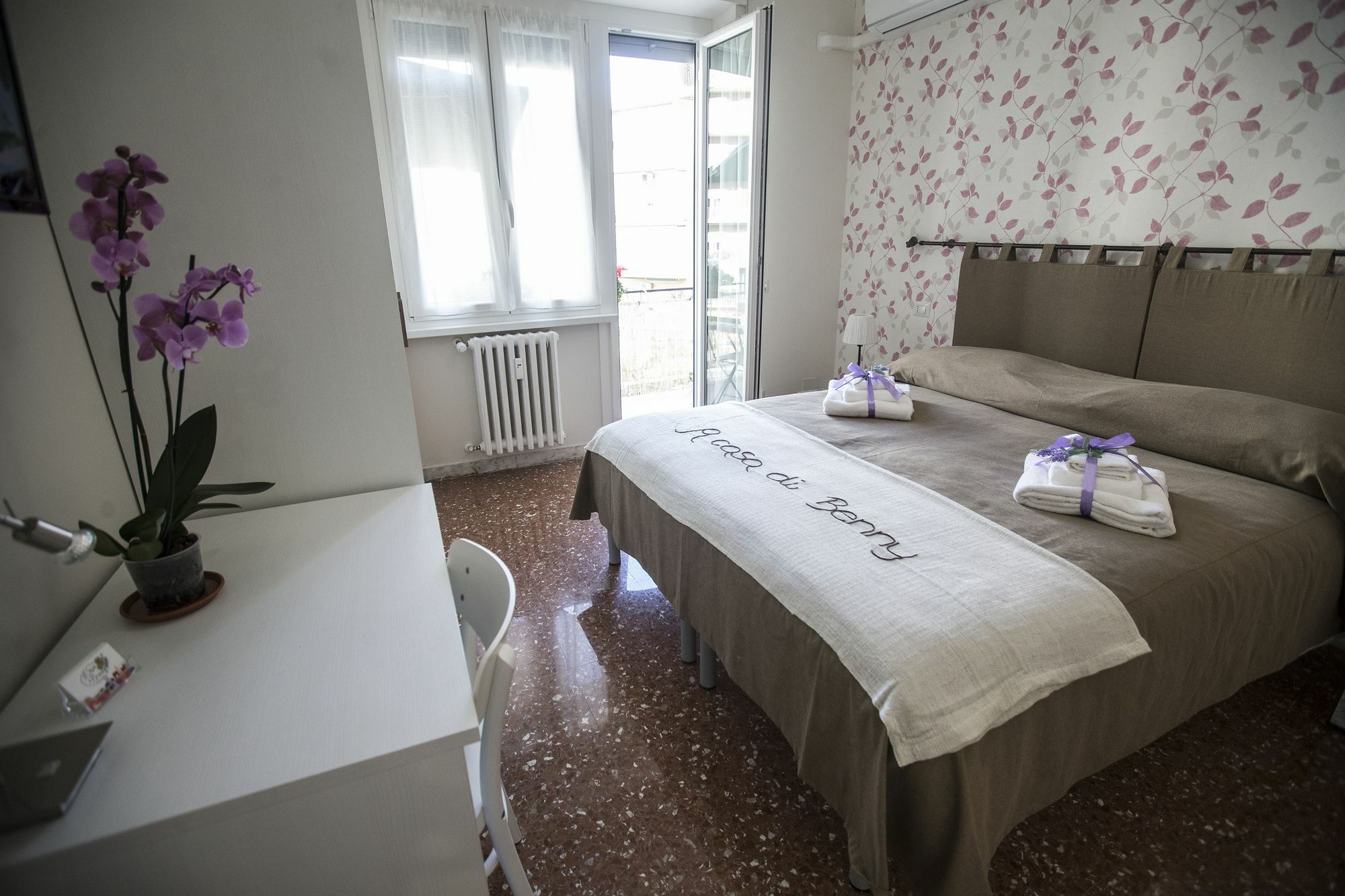 A Casa Di Benny Hotel Roma Ngoại thất bức ảnh